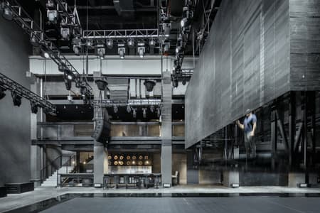 Dali Transformer Theater: Immersive Theatrical District